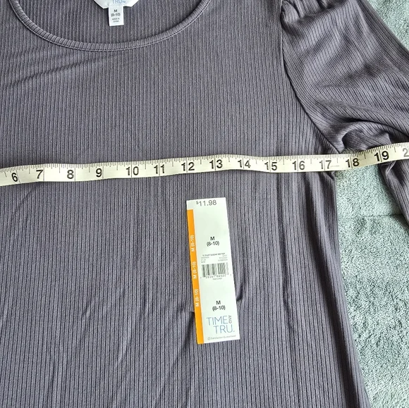 Time and Tru Puff Sleeve Rib Top.  Size Medium.  New without Tags.  Grey - Picture 4 of 6